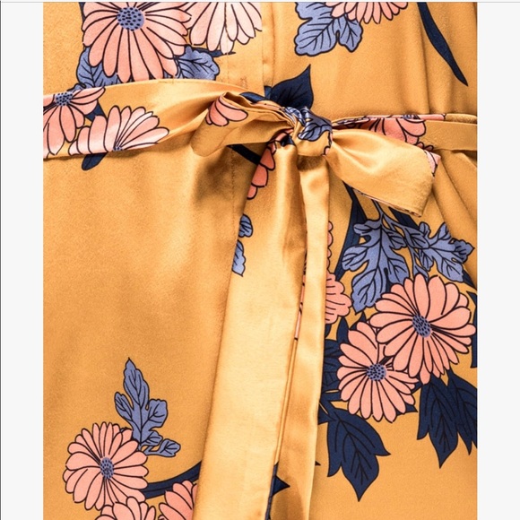 💗Gorgeous floral print belted shirt dress💗 - Picture 7 of 7